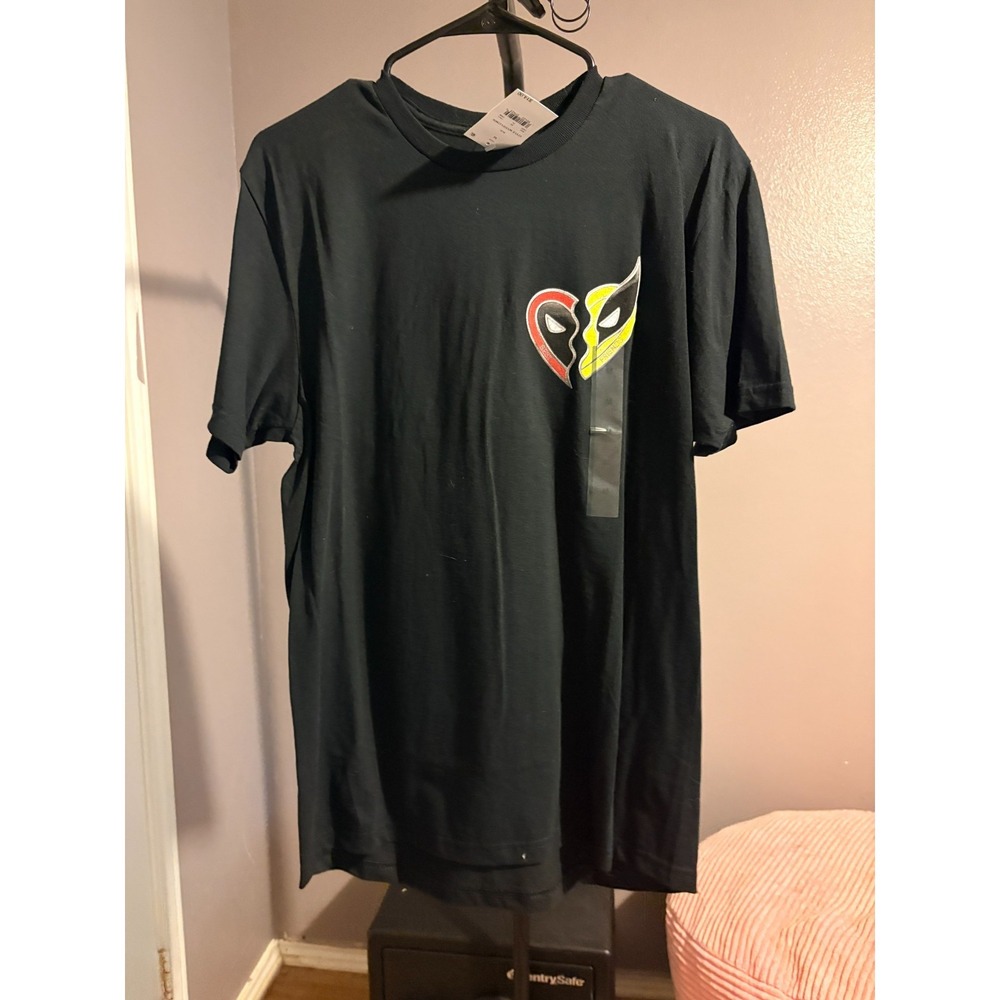 Marvel Studios Men's Deadpool and Wolverine Black Graphic T Shirt Size S NWT